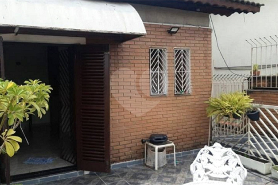Sobrado à venda com 4 quartos, sendo 2 suítes, em Tremembé, São Paulo, SP