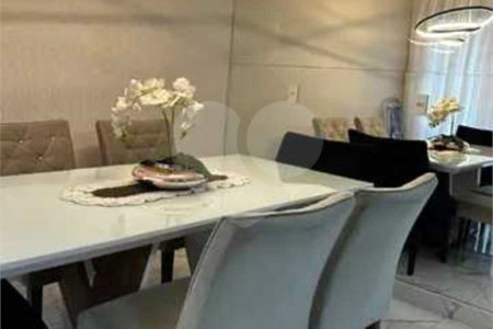 Casa à venda com 3 quartos, sendo 1 suíte, no condomínio Horto Florestal II, Sorocaba - SP