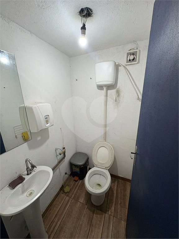 Salão para alugar em Vila Acoreana, Poá, SP