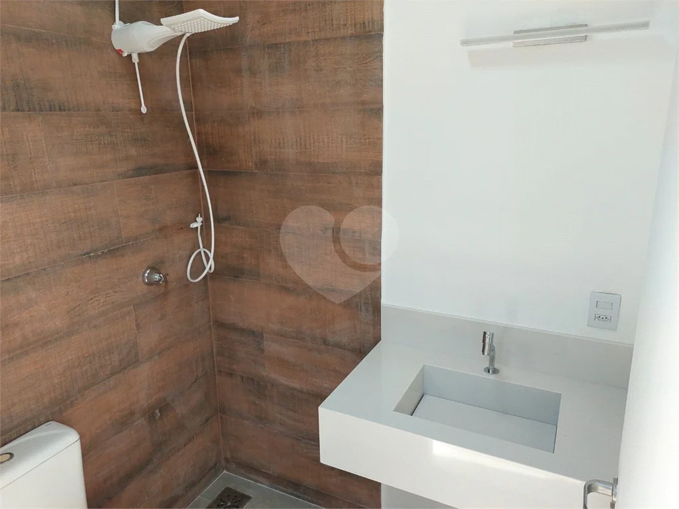 Casa à venda ou para alugar com 3 suítes em Pinheirinho, Vinhedo, SP
