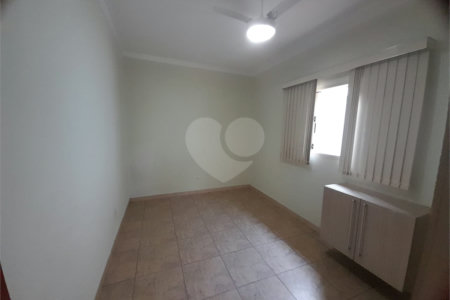 Casa à Venda no Residencial Eldorado - São Carlos