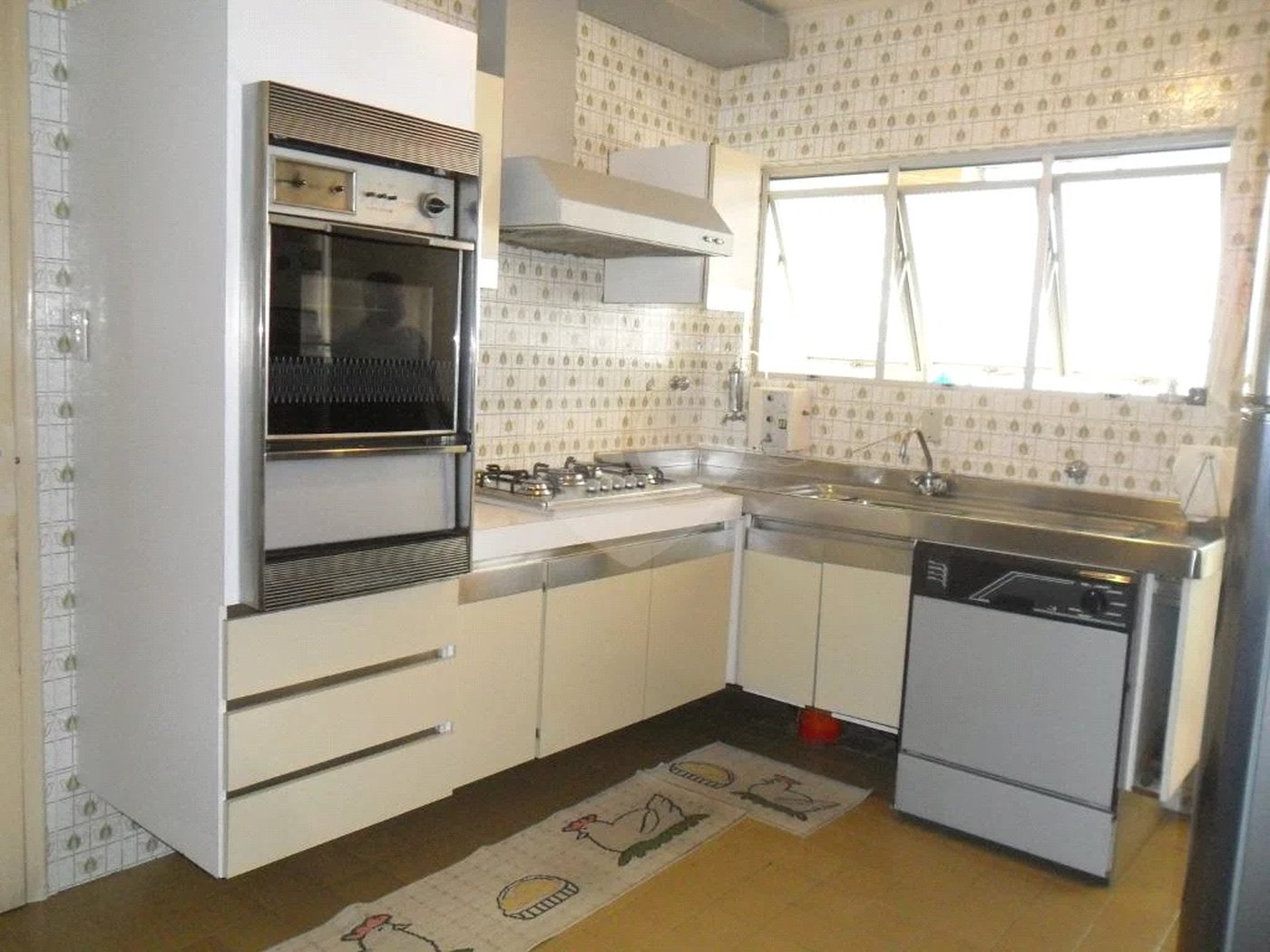 Apartamento com 212m², 4 quartos, 1 suíte, 2 vagas, à venda no bairro Santo Antônio, São Caetano do Sul