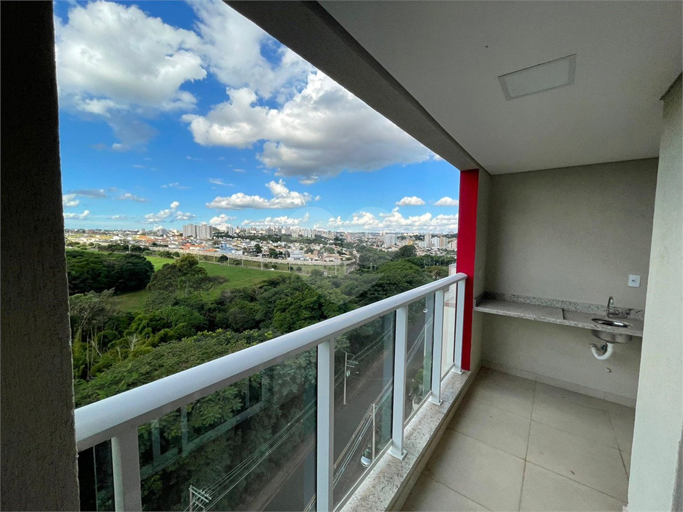 Apartamento Mobiliado de 2 Dormitórios com Suíte no Edifício Valentina Park Venda