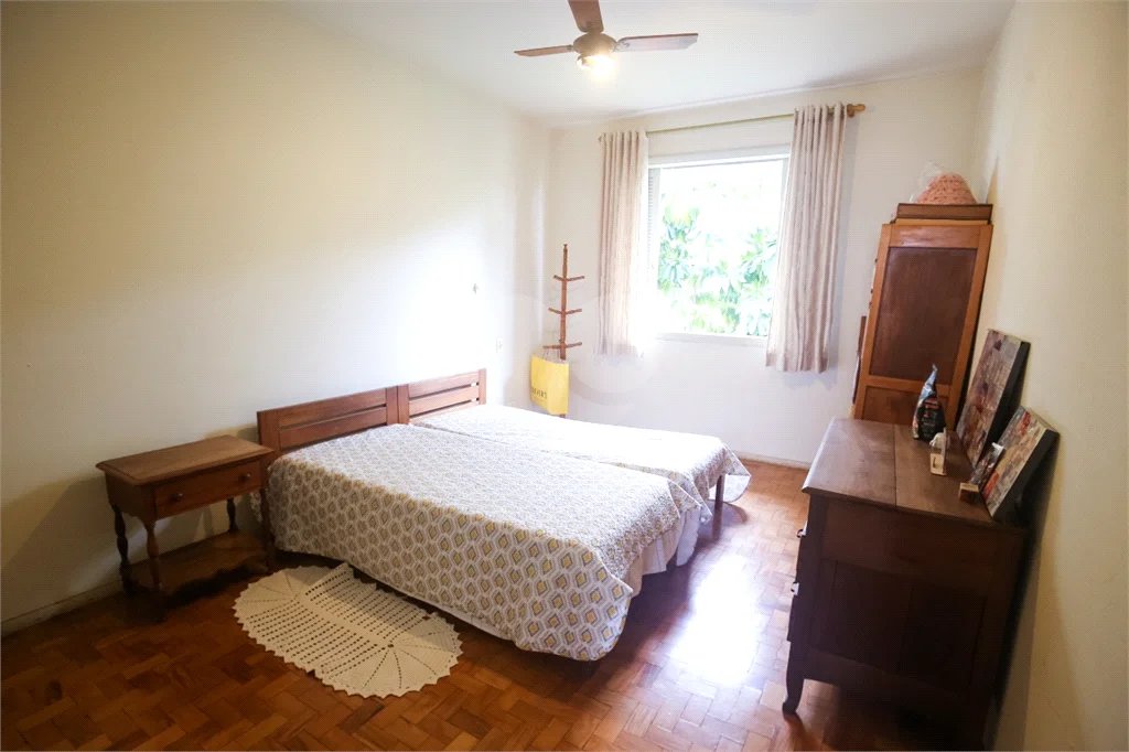 Casa à venda com excelente localização comercial