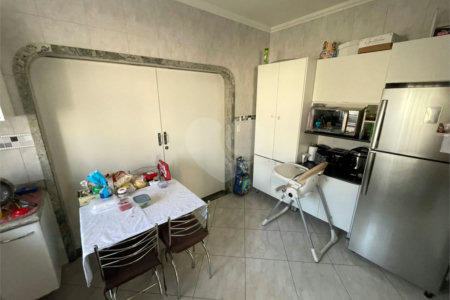Casa para venda na Vila Carmem