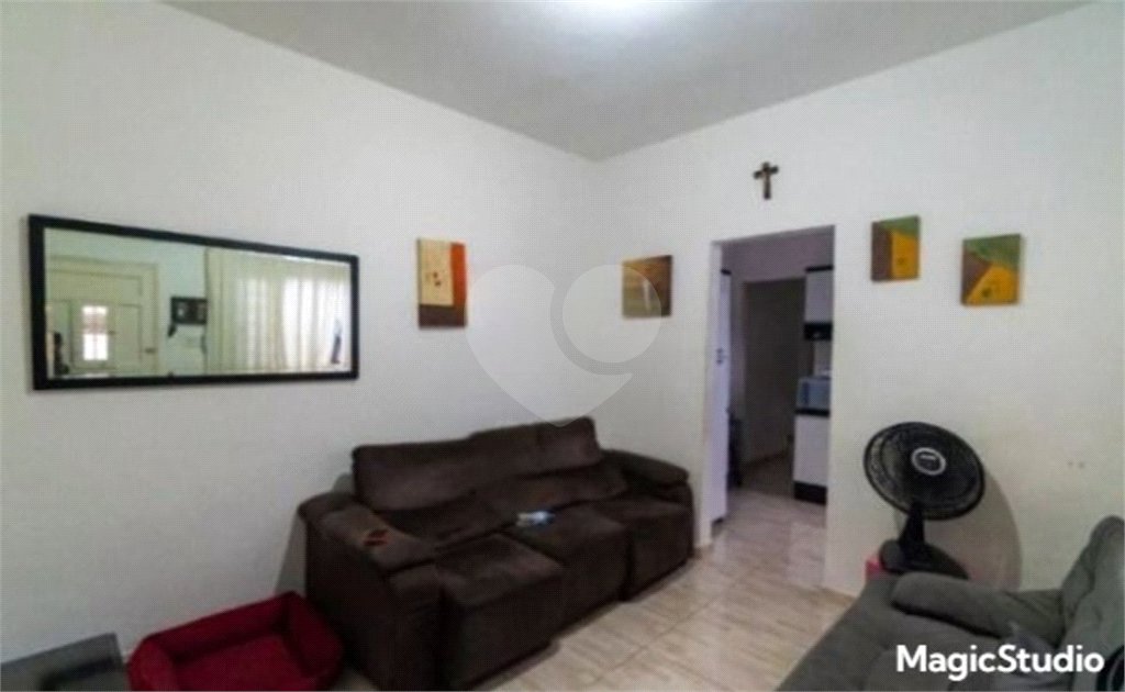 Casa com 200m² , 4 dormitórios , sendo 3 suítes , 2 vagas , à venda no Jabaquara.