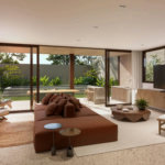 Condomínio de Casas de 844 a 950 m²