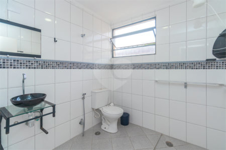 Sobrado à venda com 3 quartos, sendo 1 suíte, em Vila Mascote, São Paulo, SP