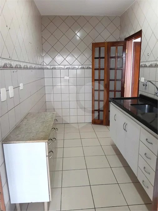 Apartamento à venda ou para alugar com 2 quartos, sendo 1 suíte,  no Centro, São Roque, SP