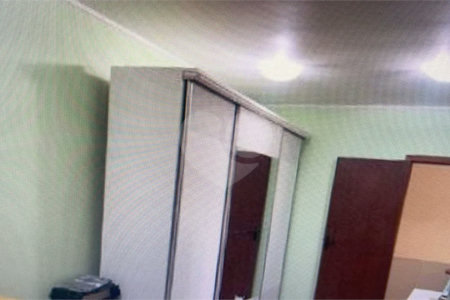 Sobrado na Mooca com 246m2 com 3 dorm e 2 vagas.