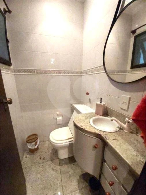 Casa à venda no Condomínio Vista Alegre Sede em Vinhedo/SP