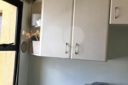 Apartamento com 3 quartos