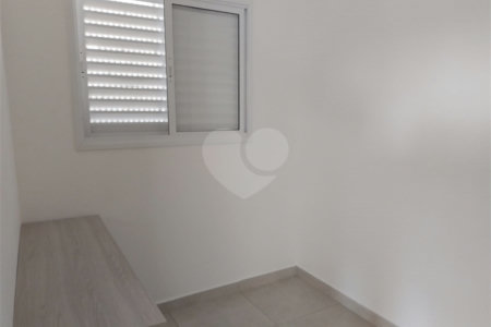 Apartamento a venda com 2 dormitorios sendo 1 suíte