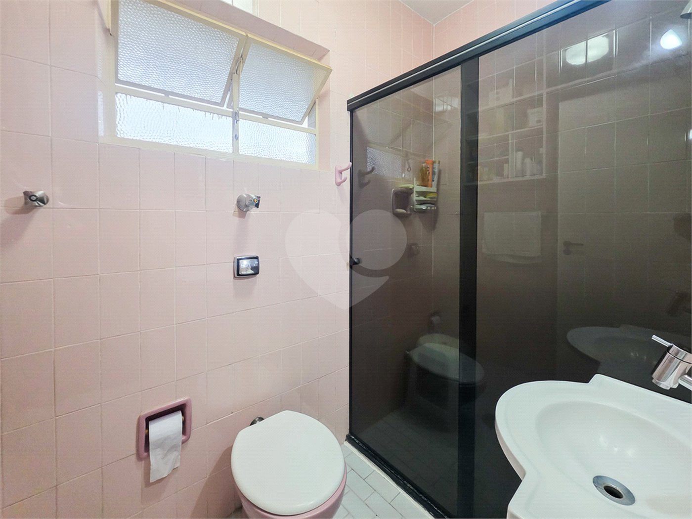 Apartamento - Sumaré - 2 Quartos / Dormitórios - 1 Vaga - Venda / Compra