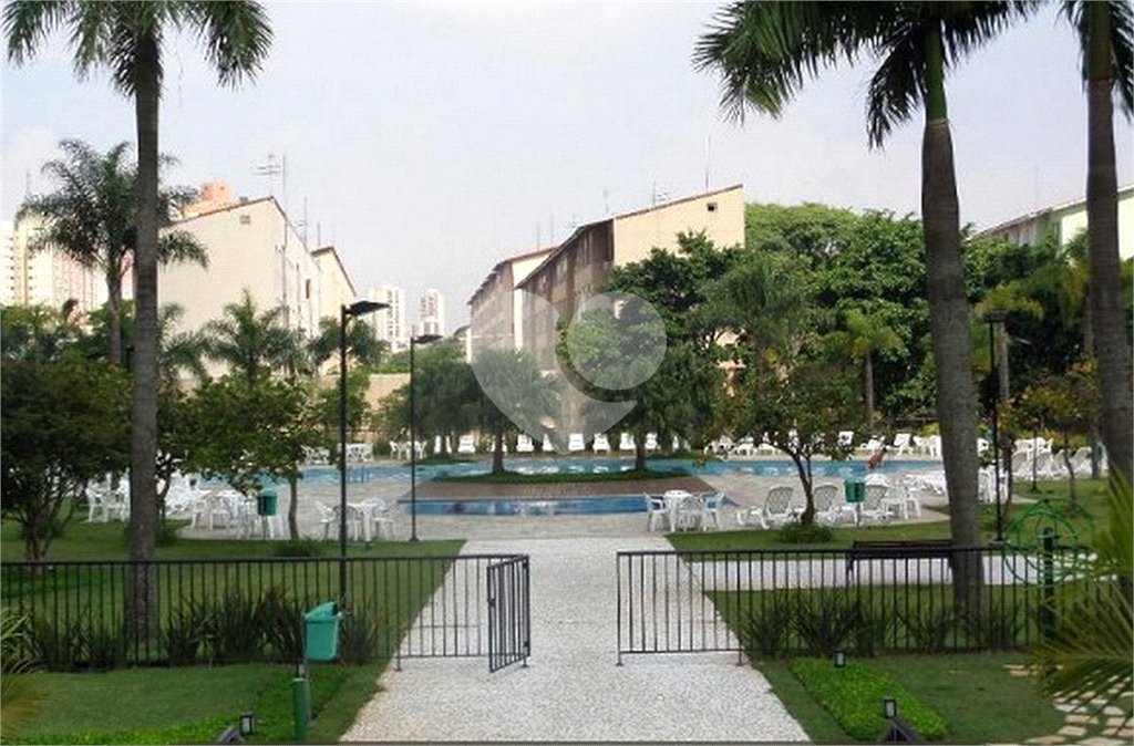 Apartamento 3 suítes, varanda gourmet, 3 vagas em Condomínio Clube na Mooca