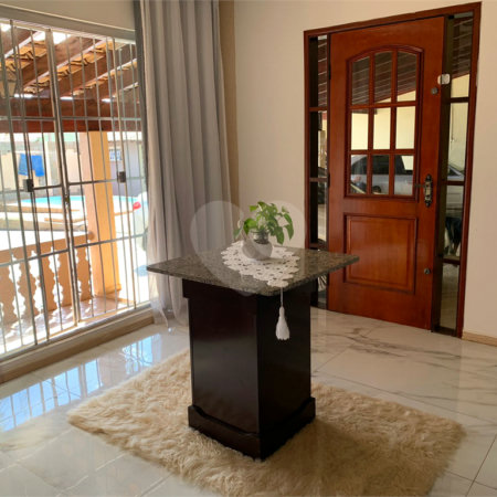 Casa de 3 quartos em Ibaté - SP