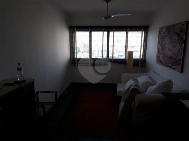 Apartamento à venda com 3 quartos, sendo 1 suíte,  em Chácara Santo Antônio, São Paulo, SP