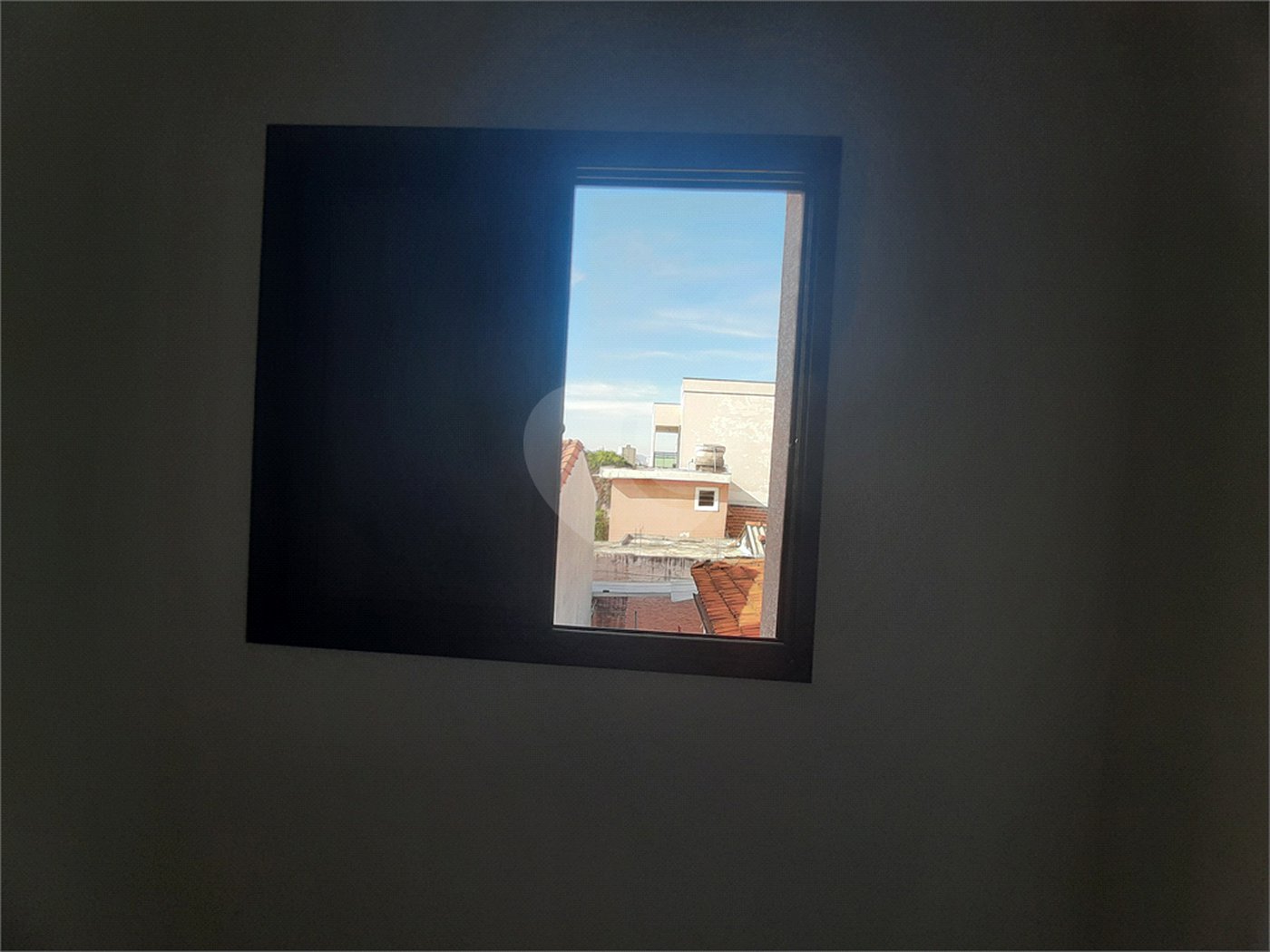 Apartamento com 37m2, 2 quartos, banheiro, sala, cozinha, COM vaga