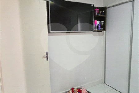 Apartamento com 48 m² localizado na Rua Conselheiro Crispiniano, 125