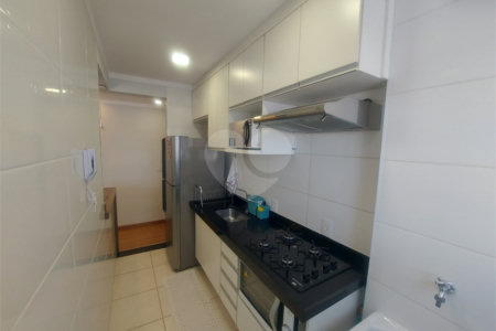 Apartamento Mobiliado no Condomínio Portal do Sol, na Avenida Getúlio Vargas