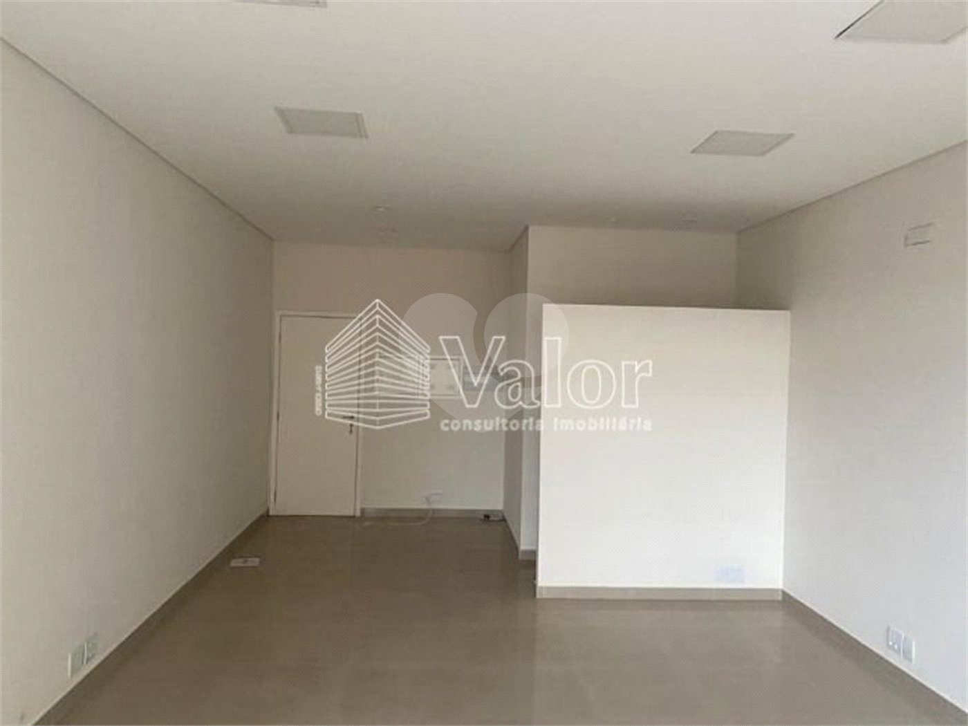 Sala comercial no Edifico Tríade