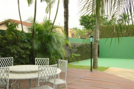Casa Térrea à venda com 4 quartos, sendo 2 suítes, em Chácara Monte Alegre, São Paulo, SP