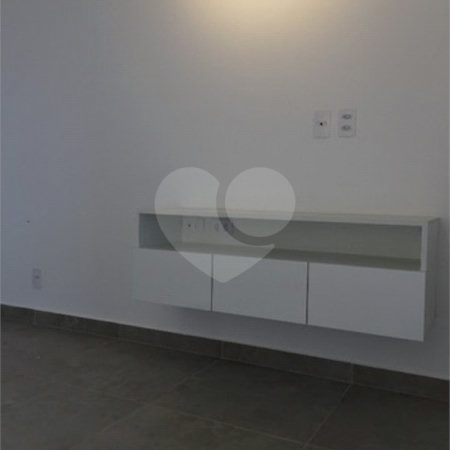 Excelente apartamento à venda e locação no Brás