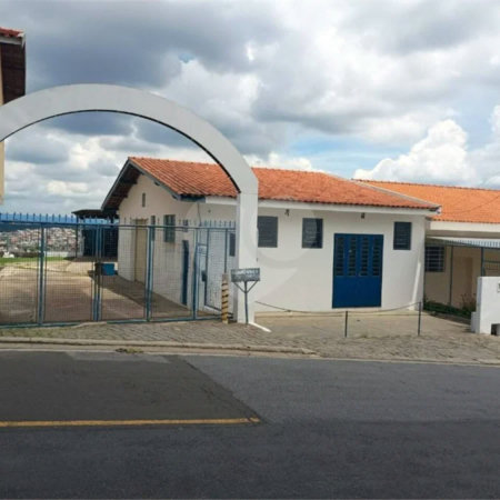 Salão Comercial a Venda no Jardim Melle em Vinhedo/SP