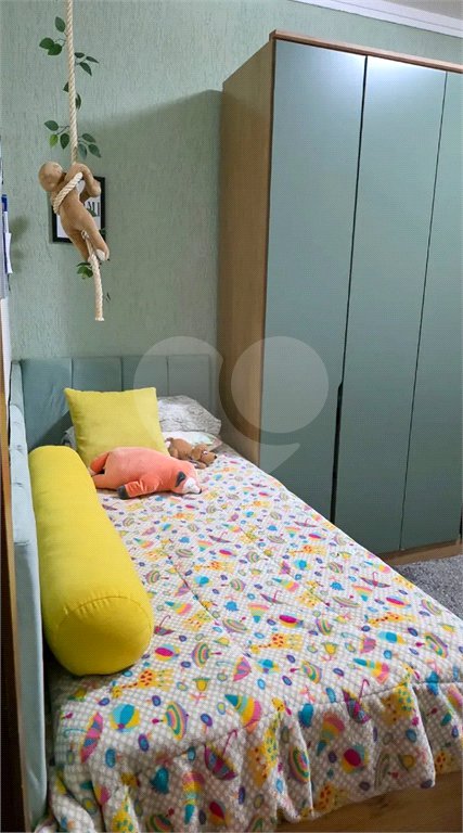 Refúgio de Alto Padrão em Condomínio Fechado: Natureza, Charme e 5.500m² de Terreno