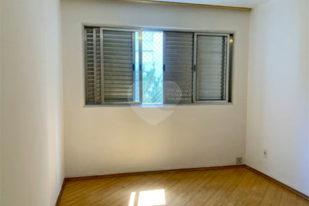 Excelente oportunidade! Paraíso 125m², 3dormitórios sendo 1 suíte, 1 vaga.