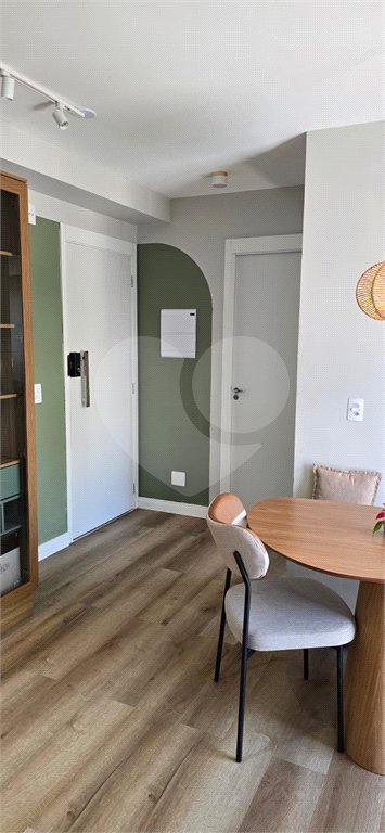 Studio Reformado com Varanda e Lazer Completo 33m2 Campos Elíseos Mobiliado