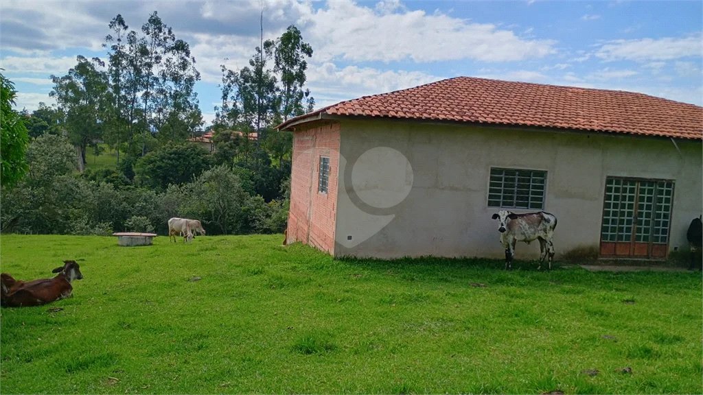 Chácara à venda na cidade de São Pedro - SP no bairro Vertentes das Águas - Refúgio Natural a 30 Minutos de Piracicaba - 5.000 m2