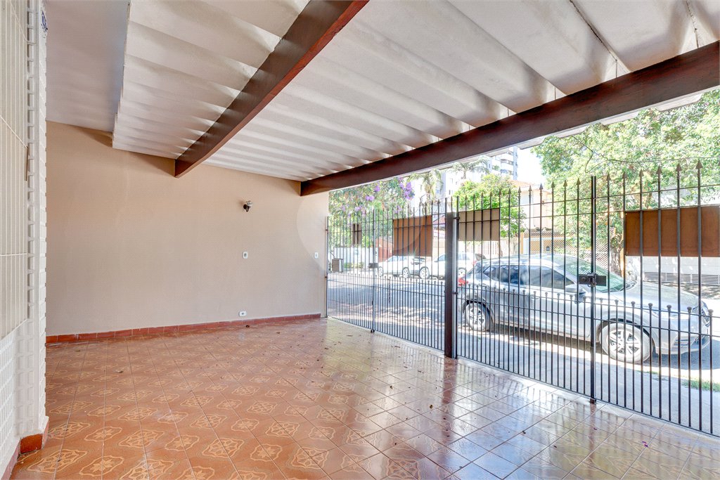 Sobrado à venda com 4 quartos, sendo 1 suíte, em Vila Mascote, São Paulo, SP