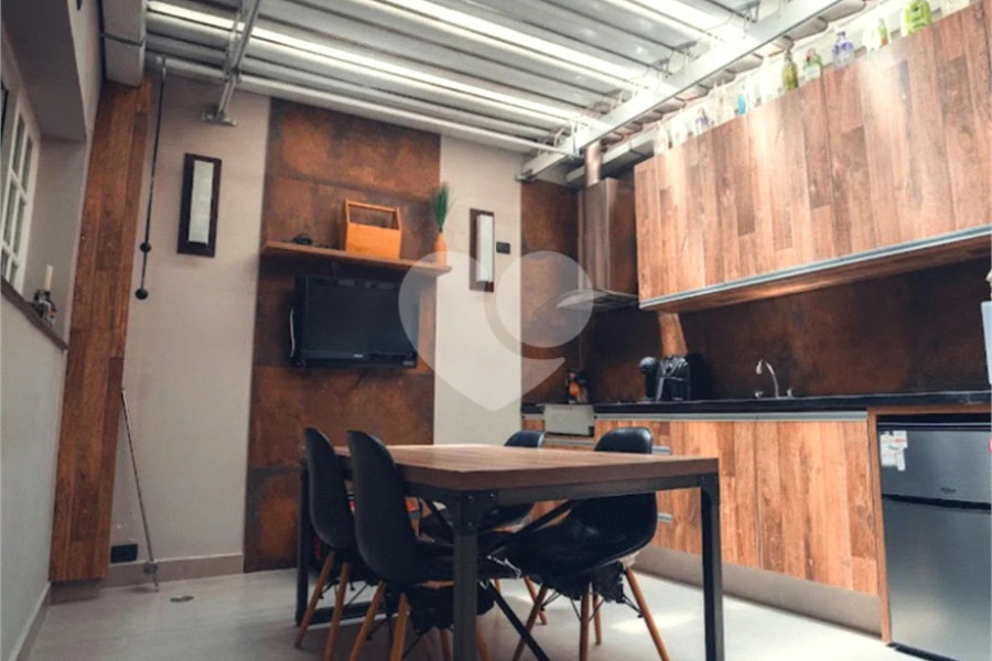 Apartamento com 2 Quartos e 2 banheiros à Venda,102 m² No coração do bairro Paraíso. !