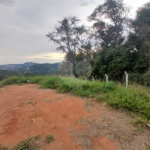 Lote com 561,86 m² à Venda em Condomínio Fechado