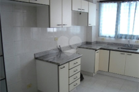Apto com 130m² em frente ao SCC