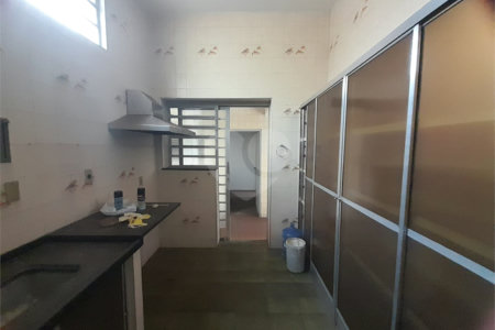 Prédio Comercial na Av. São Carlos - Excelente Oportunidade no Centro da Cidade