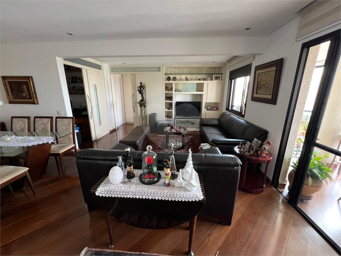 Apartamento à venda com 2 suítes em Campo Belo, São Paulo, SP