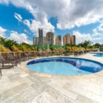 Apartamento na Mooca 3 suítes 108m² com 2 vagas, repleto de área de lazer.