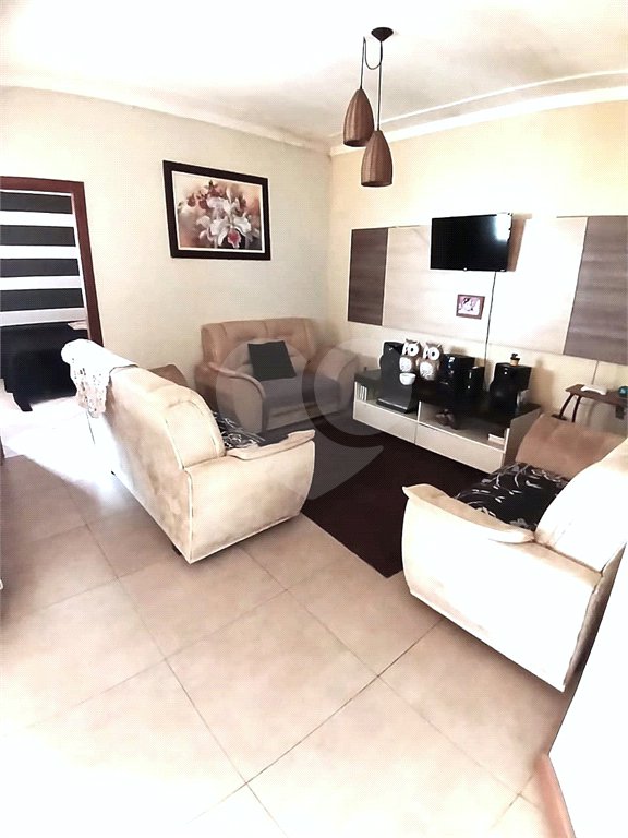 Casa à venda no Jardim Munique