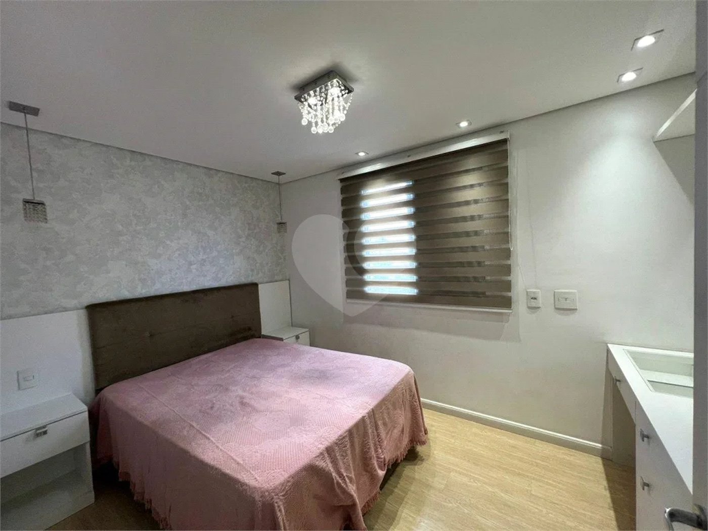 Apartamento à venda com 3 quartos, sendo 1 suíte,  em Vila Guilherme, São Paulo, SP