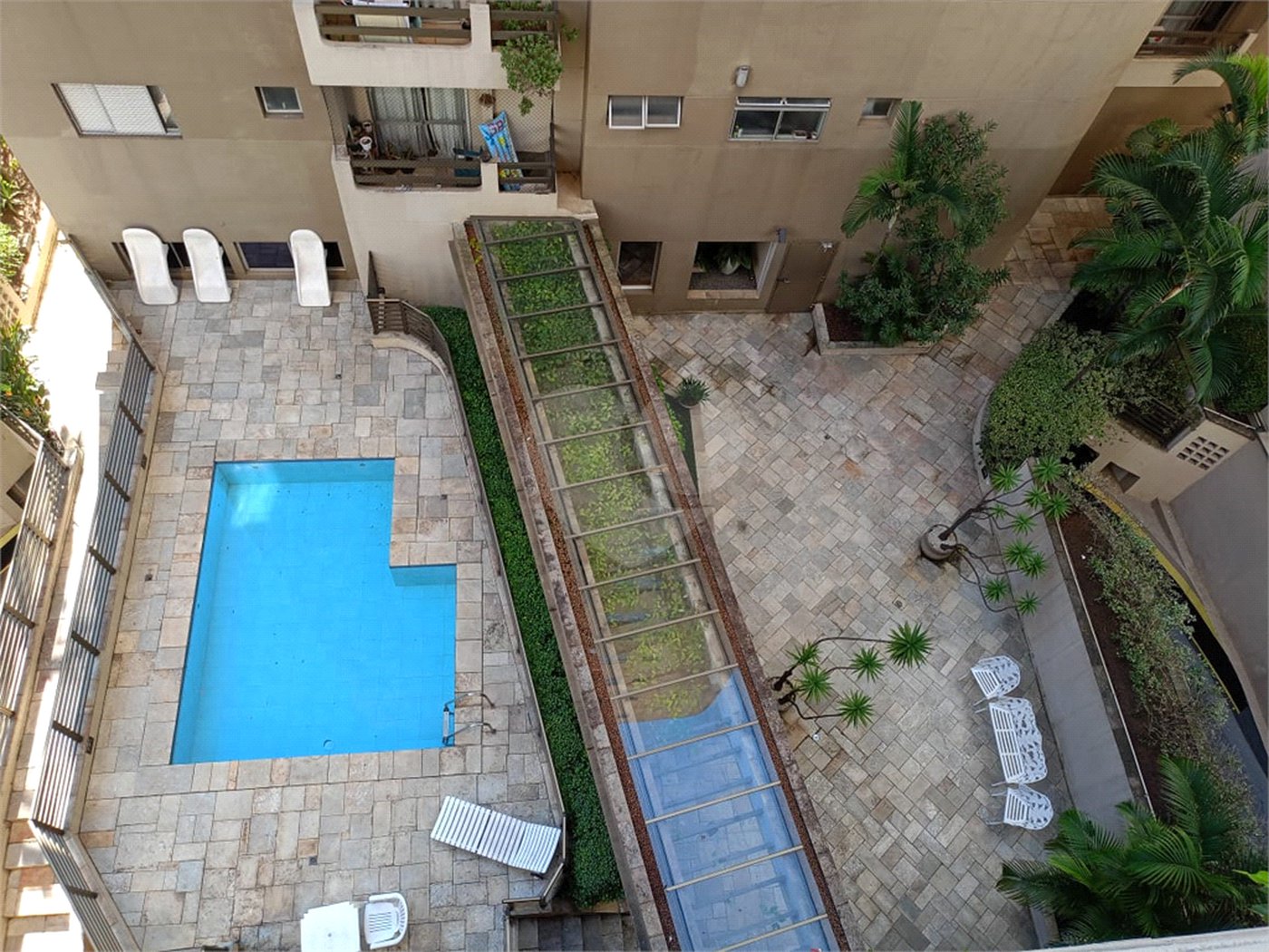 Apartamento na Consolação com 97m², 3 dormitórios, 1 vaga, próximo a Av. Paulista e estação de metrô