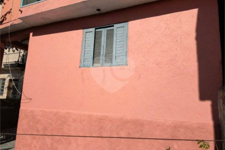 Casa com 183m², 3 dormitórios, 2 vagas, à venda em Santo André