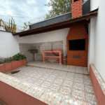 Excelente Casa de Esquina na Vila Monteiro – Oportunidade para Moradia ou Comércio