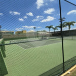 Maison Du parc- condominio de altissimo padrão - lote plano com 495,00 ms- R$ 1.920.000,00 - condominio - R$ 1.100,00 - iptu - R$ 800,00 - Área de lazer: Quadra de Tênis - Quadra Poliesportiva - campo de Futebol - Quadra de Squash - Academia - Playground - Sistema de Segurança 24hs com cerca elétri
