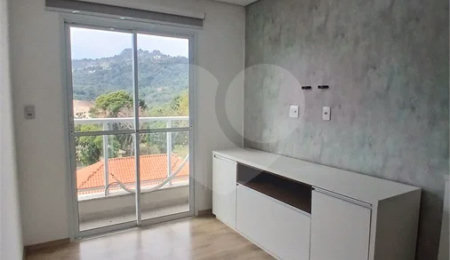 Apartamento à venda com 2 quartos em Bairro do Cambará, São Roque, SP