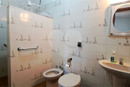 Casa com 4 quartos próxima a USP