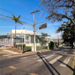 Lindo Salão Comercial para locação com 924m2 no Centro de Atibaia