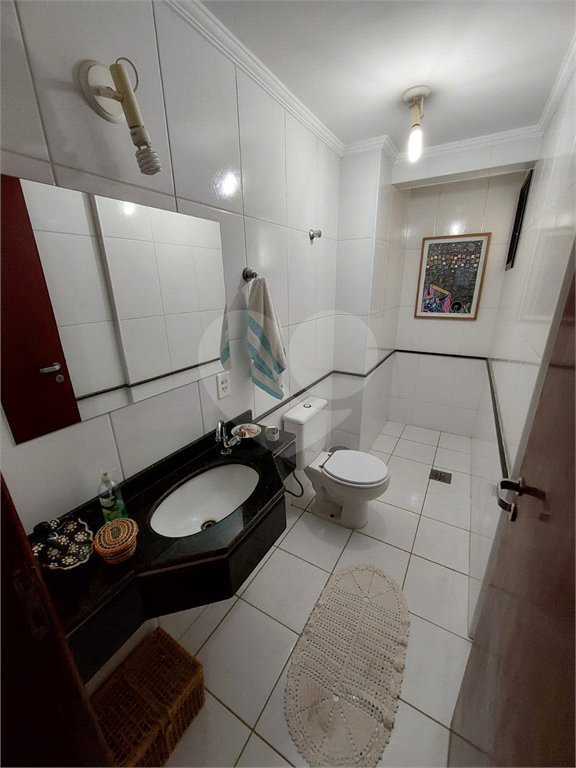 Apartamento com 3 suítes no centro de São Carlos