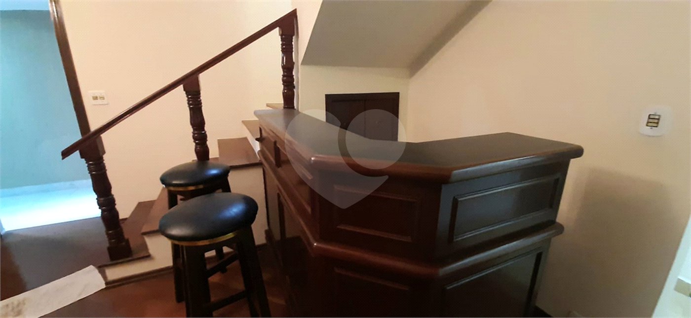 Sobrado amplo com 3 quartos, suíte e quintal para venda no Tremembé !!!